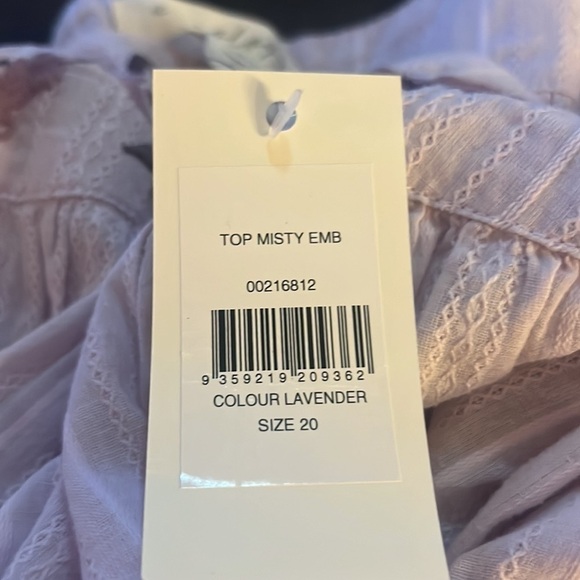 AVEOLOGY
Misty Embroidered Top - lavender​​​​ plus 26/28  20​​​​​​​​​​ - Picture 8 of 8